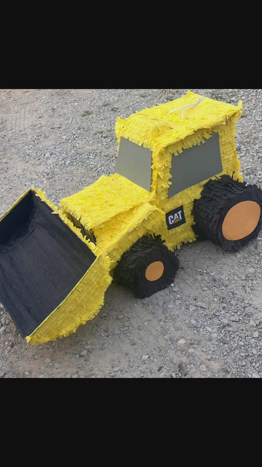 (Piñatas) tractors and monster trucks